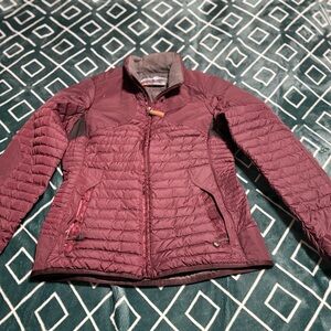 Eddie Bauer Women's Puffer Jacket - Burgundy
